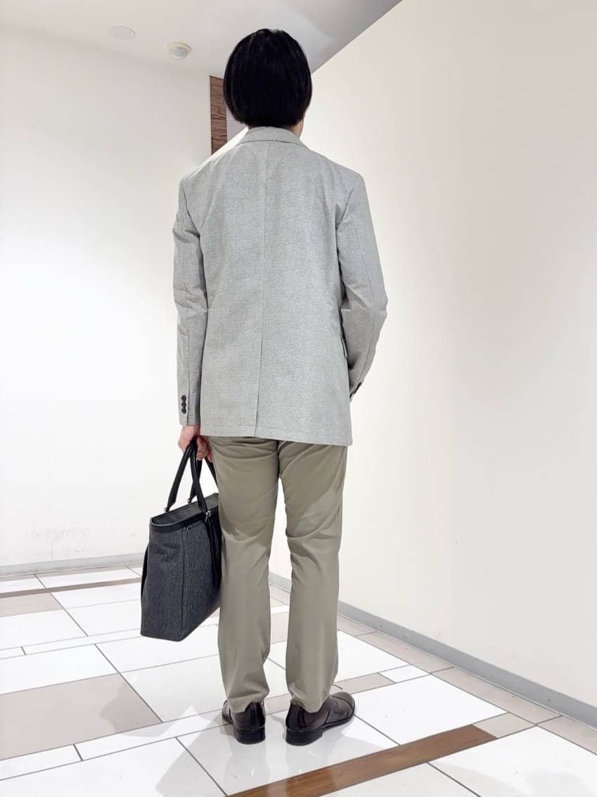 及川さんの「TAKEO KIKUCHI｜【抗菌防臭】COOL DOTS（R）ドビープリント ジャケット」を使ったコーディネート