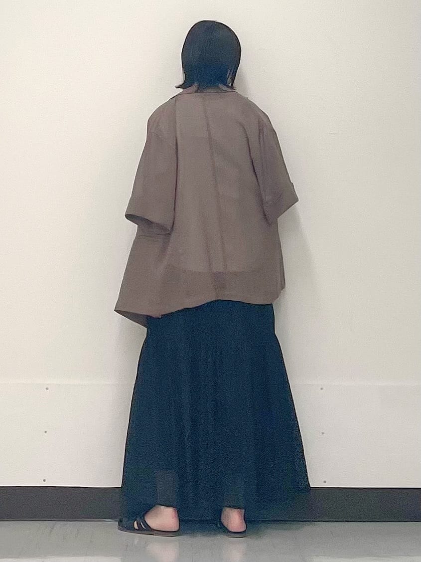 ikueさんの「INDIVI｜【2点セット／着回し◎】ノースリーブ＆ティアードスカート カセット服」を使ったコーディネート