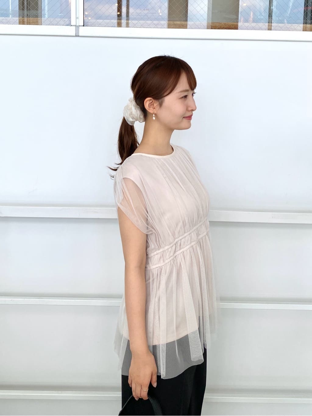 みさかさんの「index｜ラップストレートパンツ【接触冷感／抗ピル／洗濯機洗い可／イージーアイロン】」を使ったコーディネート