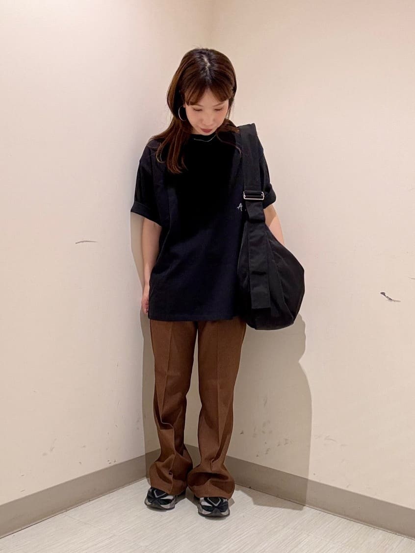 S.A.Oさんの「tk.TAKEO KIKUCHI｜◆アンドリューマクリア バックプリントフォトTシャツ」を使ったコーディネート