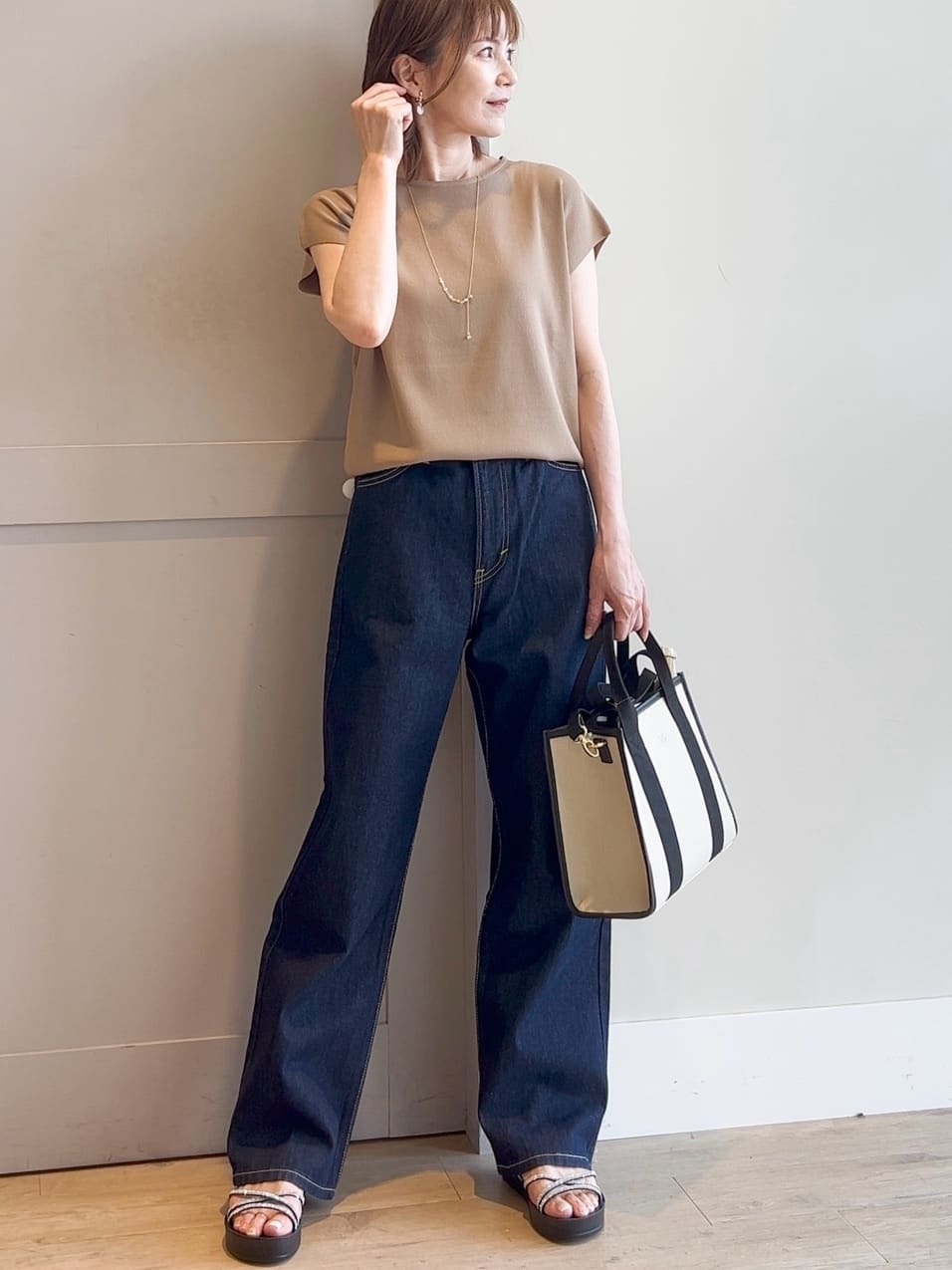 yamakoさんの「grove｜【Lee&times;grove別注】STRAIGHT DENIM PANTS」を使ったコーディネート