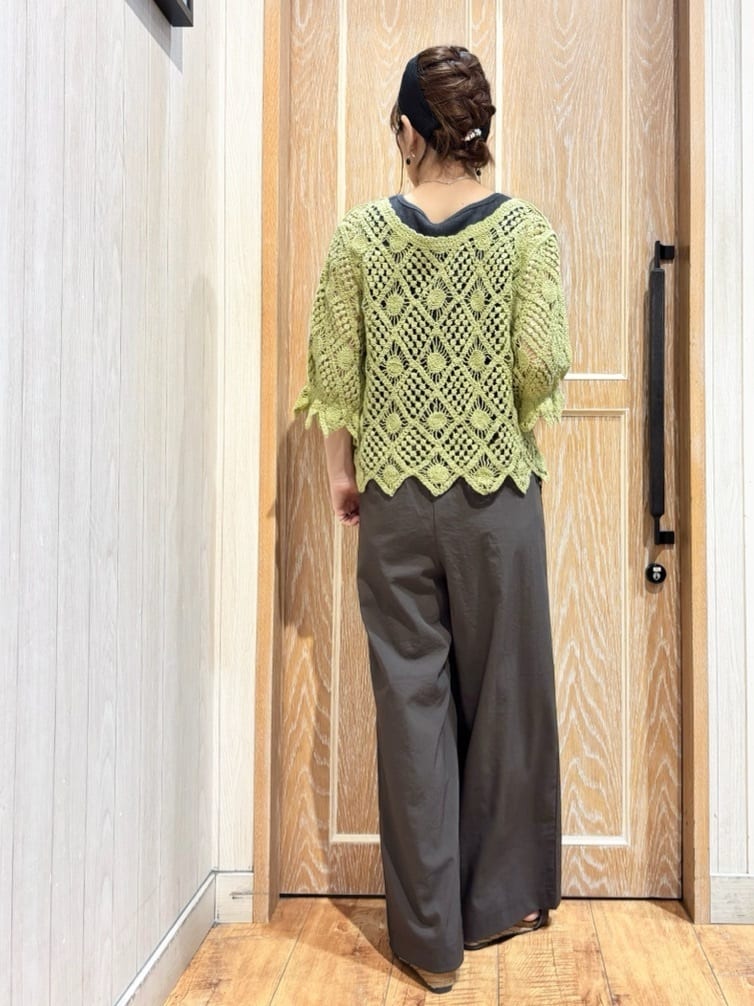 meiさんの「SHOO･LA･RUE｜【2WAY】大人のほんのり甘いスタイルに クロシェレースカーディガン」を使ったコーディネート