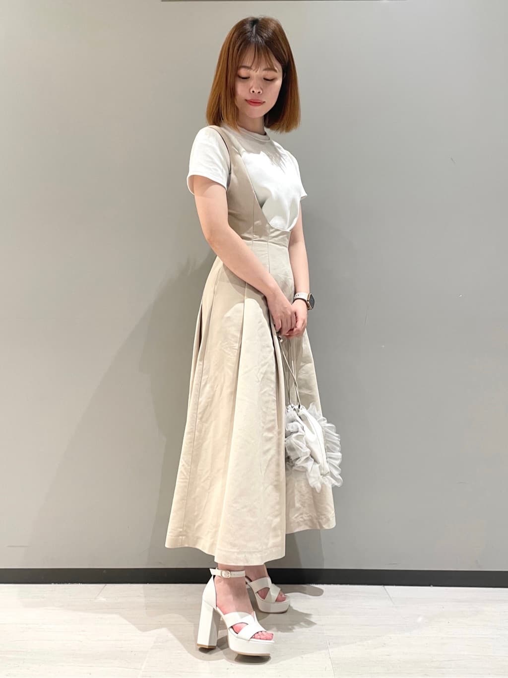 RISAさんの「ESPERANZA｜ネックベルトチャンキーヒールサンダル」を使ったコーディネート