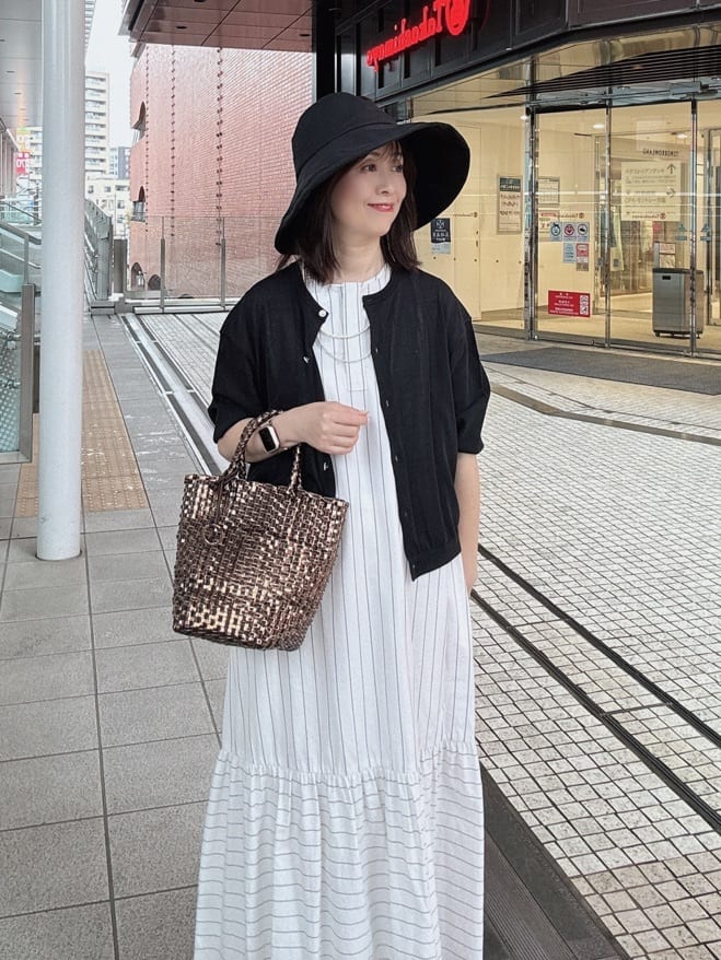 makiさんの「UNTITLED｜メタリックメッシュトート」を使ったコーディネート