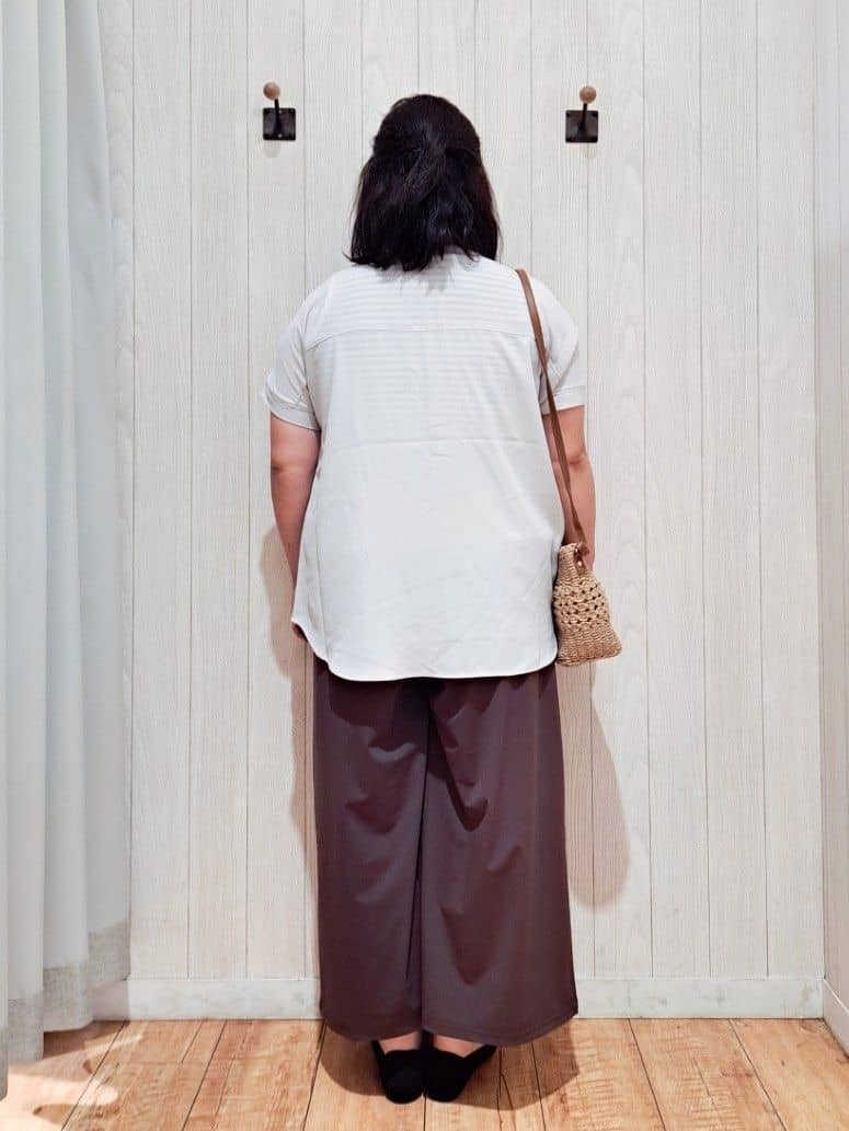 kotomiさんの「SHOO･LA･RUE｜【洗える/プチプラ】大人の抜け感をプラスする バンドカラーシャツ」を使ったコーディネート