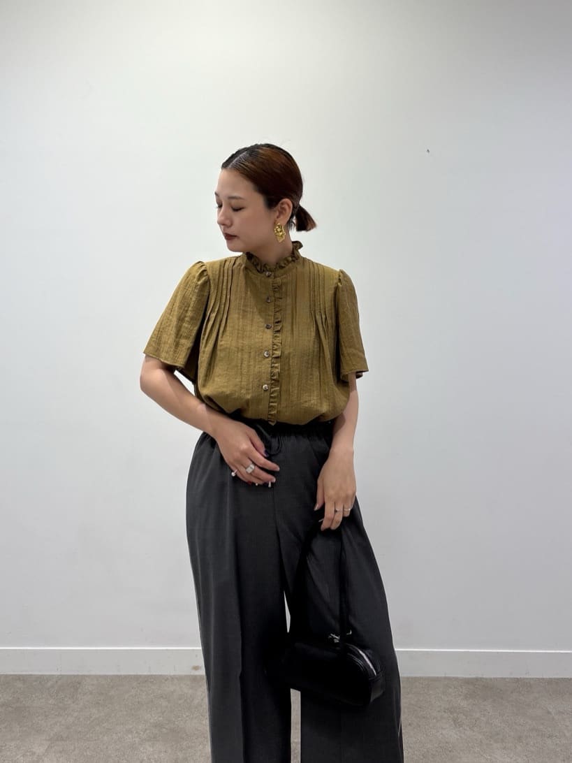 ayanoさんの「INDIVI｜【セットアップ可能】サキソニーサイドラインパンツ」を使ったコーディネート