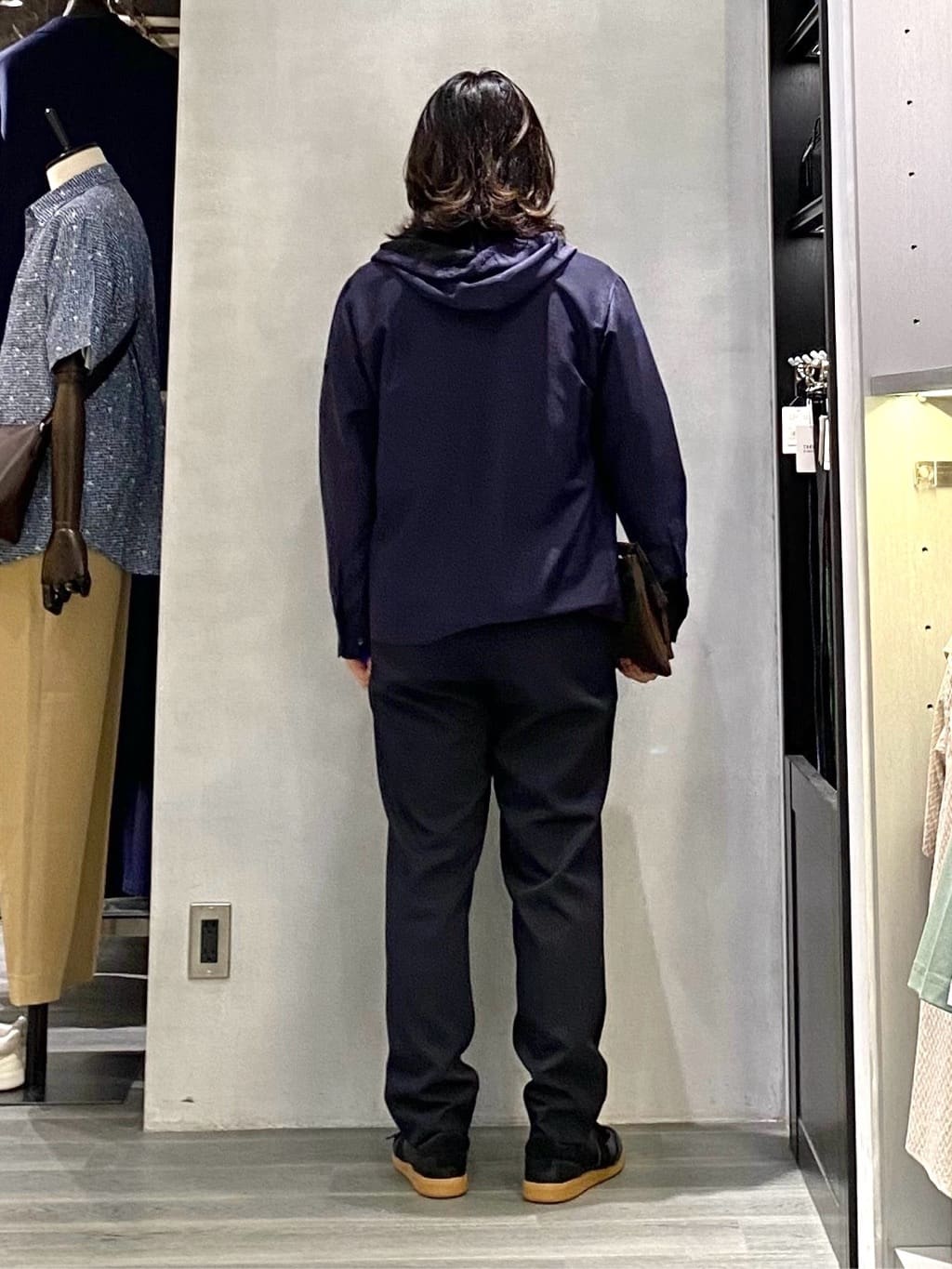 nishiさんの「TAKEO KIKUCHI｜【2WAY】ショルダー クラッチバッグ」を使ったコーディネート