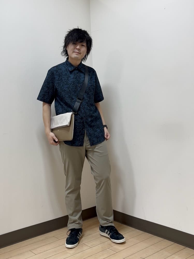 あきやまさんの「TAKEO KIKUCHI｜【2WAY】ショルダー クラッチバッグ」を使ったコーディネート