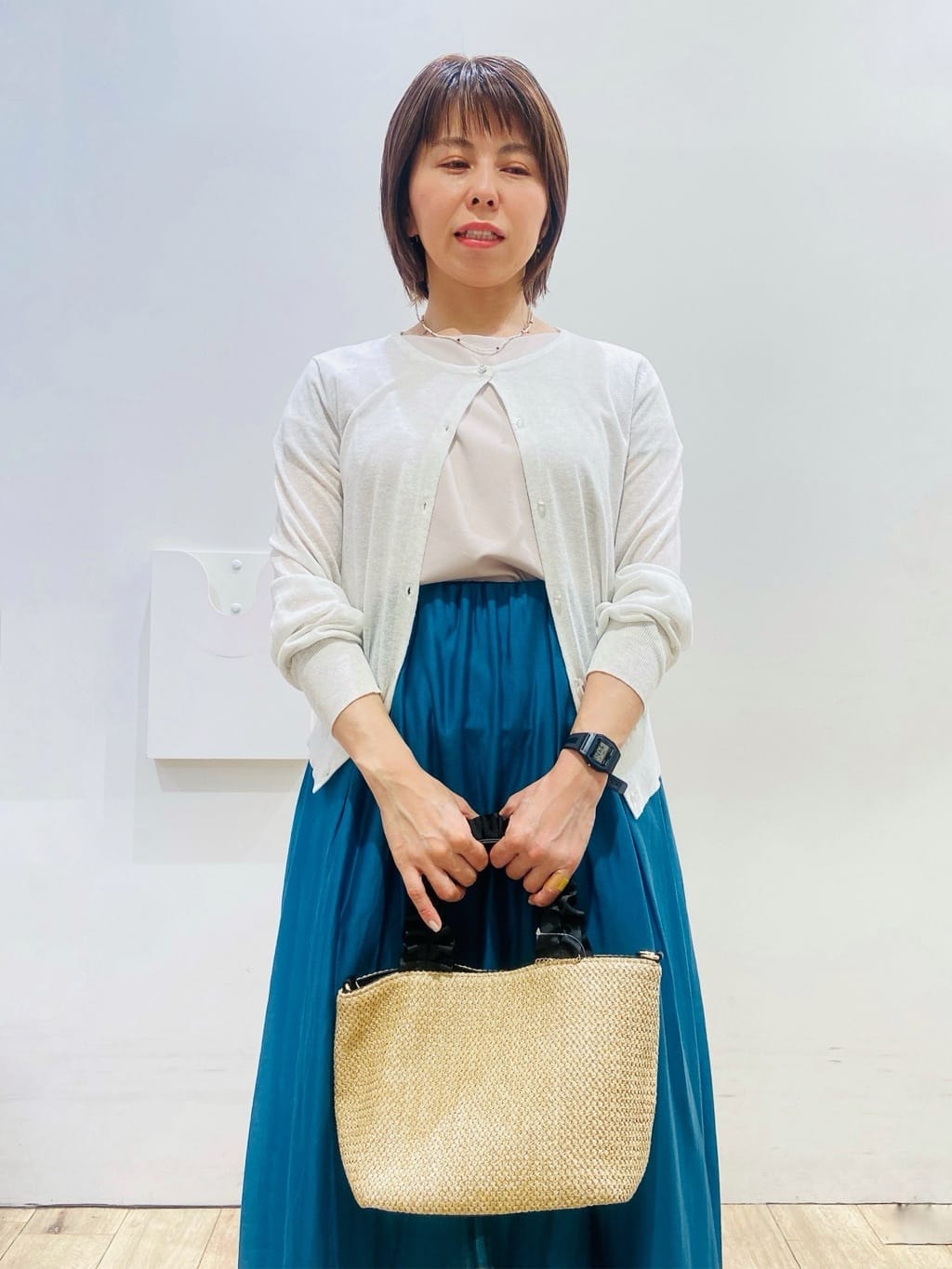 YUKOさんの「index｜シアーギャザーフレアスカート【洗濯機洗い可】」を使ったコーディネート