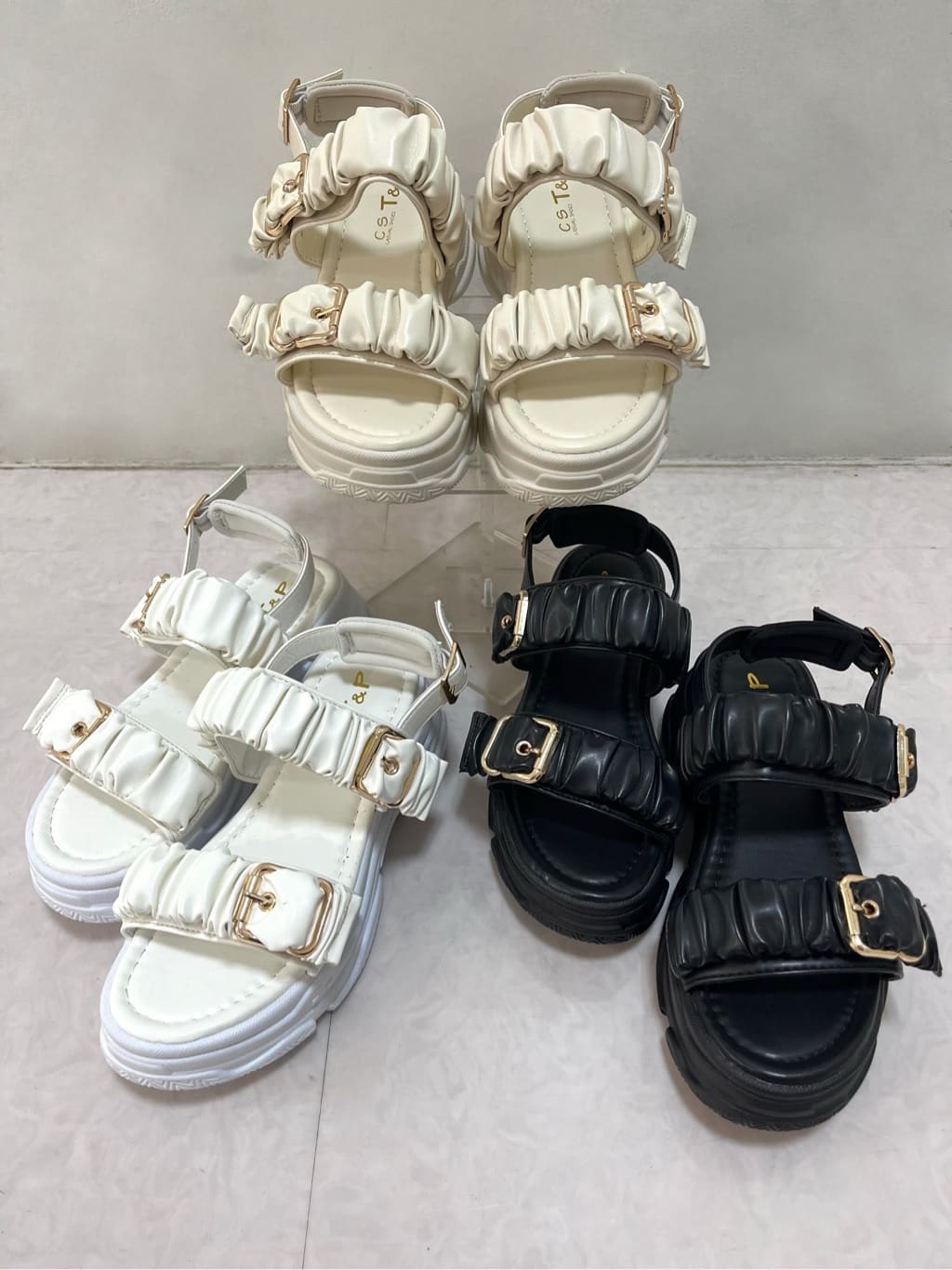 myさんの「ESPERANZA｜厚底クシュクシュベルトスポサン」を使ったコーディネート