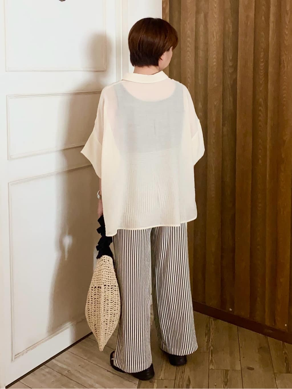 WAさんの「SHOO･LA･RUE｜◆ペーパーフリルトートバッグ」を使ったコーディネート