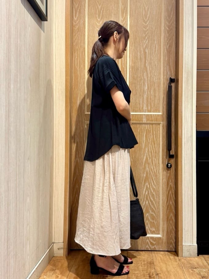 KAORIさんの「SHOO･LA･RUE｜【洗える/プチプラ】大人の抜け感をプラスする バンドカラーシャツ」を使ったコーディネート