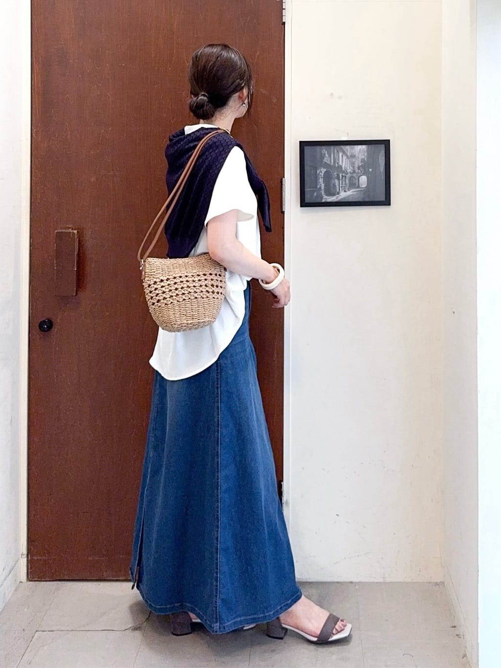 𝐇𝐢𝐫𝐨𝐦𝐢さんの「SHOO･LA･RUE｜【洗える/S-LL/プチプラ】さらっとすっきりきれい見え スキッパーブラウス」を使ったコーディネート