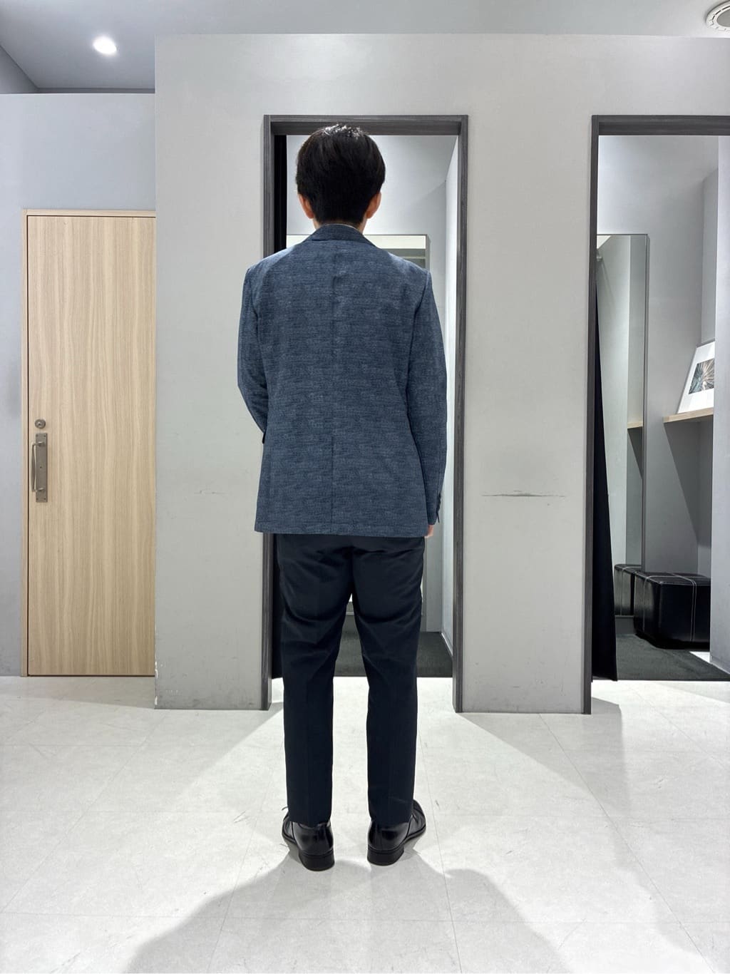 わいずみさんの「TAKEO KIKUCHI｜【抗菌防臭】COOL DOTS（R）ドビープリント ジャケット」を使ったコーディネート