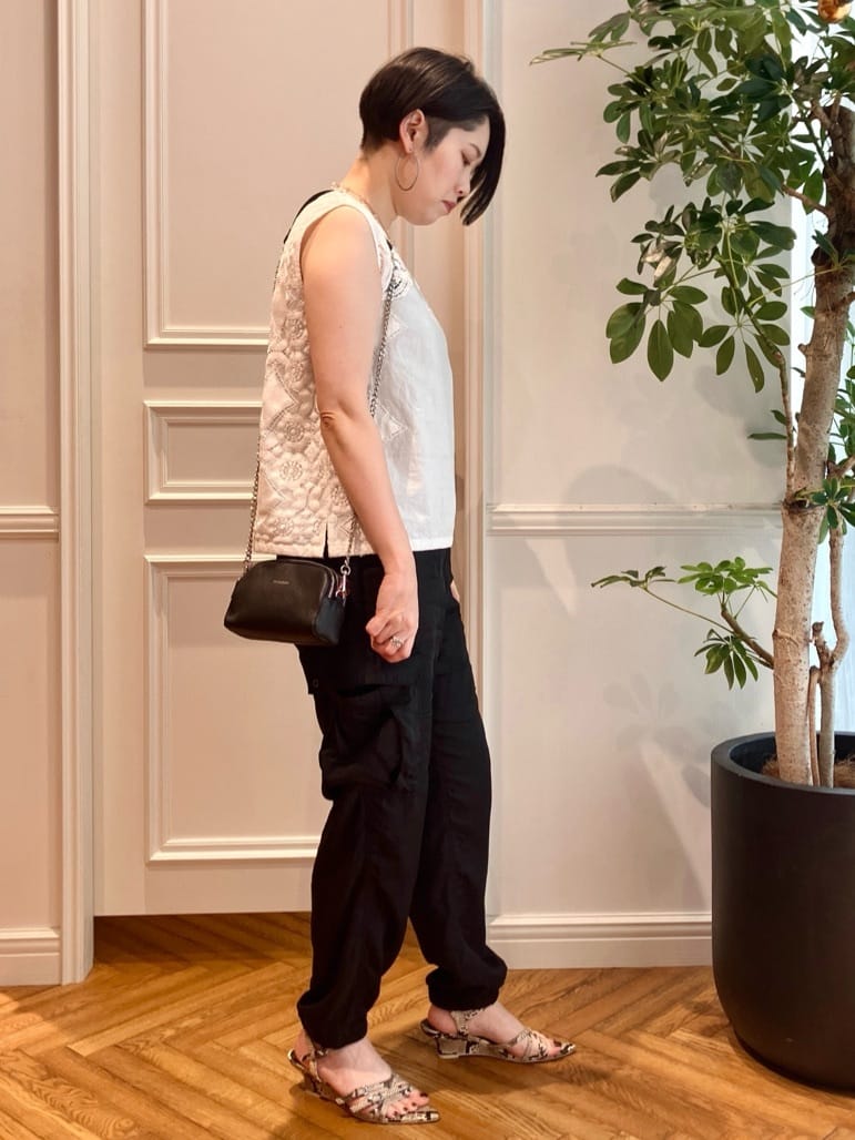konominさんの「DRESSTERIOR｜」を使ったコーディネート