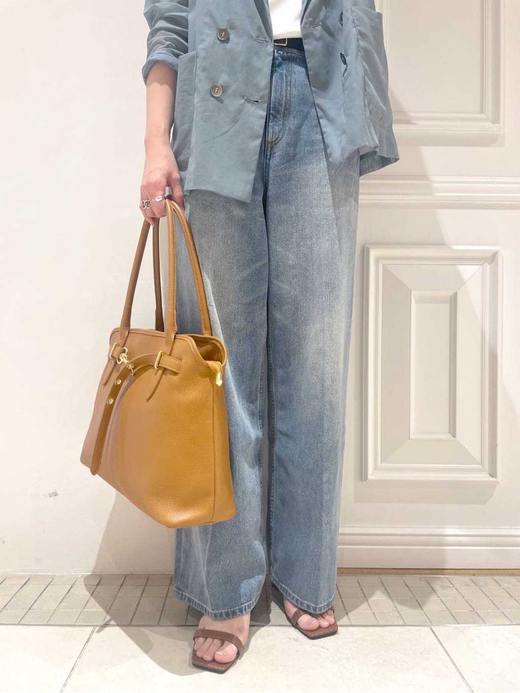makiさんの「DRESSTERIOR｜◆【接触冷感/抗菌防臭/消臭】アイスクリアコットンTシャツ」を使ったコーディネート