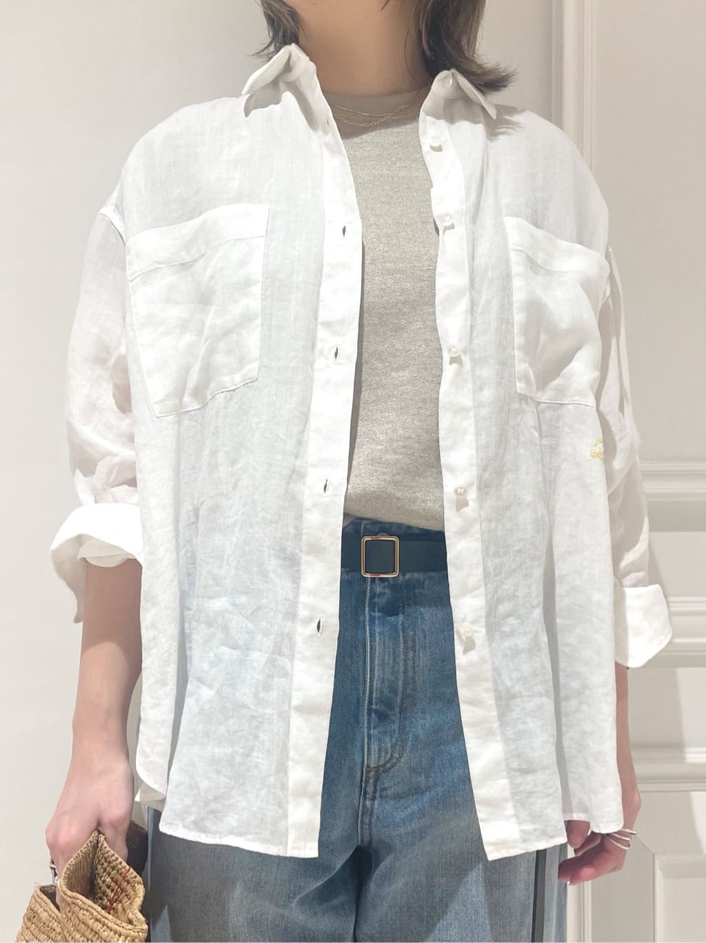 makiさんの「DRESSTERIOR｜ヴィンテージ加工ワイドデニムパンツ」を使ったコーディネート
