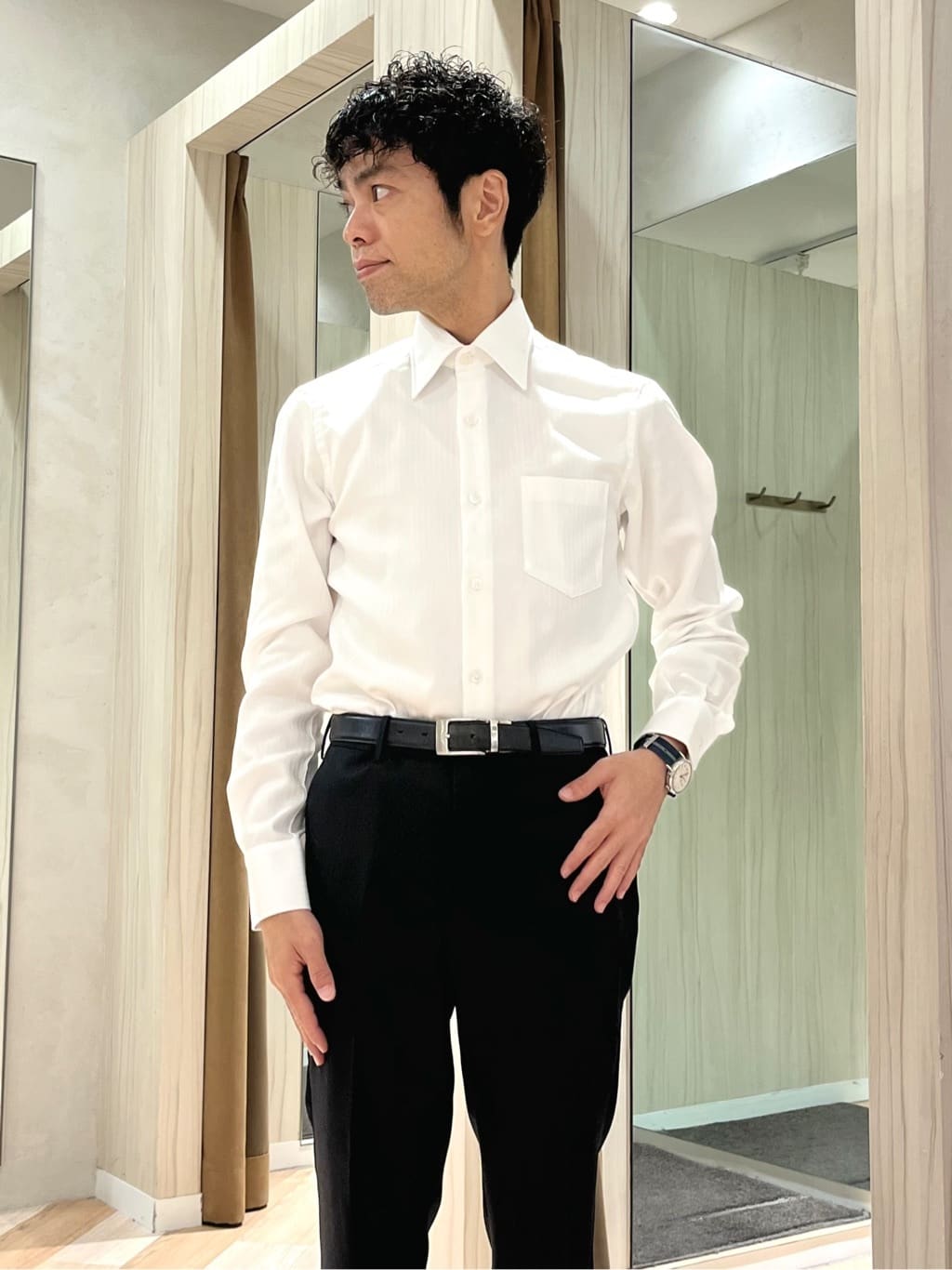 URAさんの「TAKEO KIKUCHI｜【Made in JAPAN】矢絣（やがすり）スーツ／スリーピース対応」を使ったコーディネート