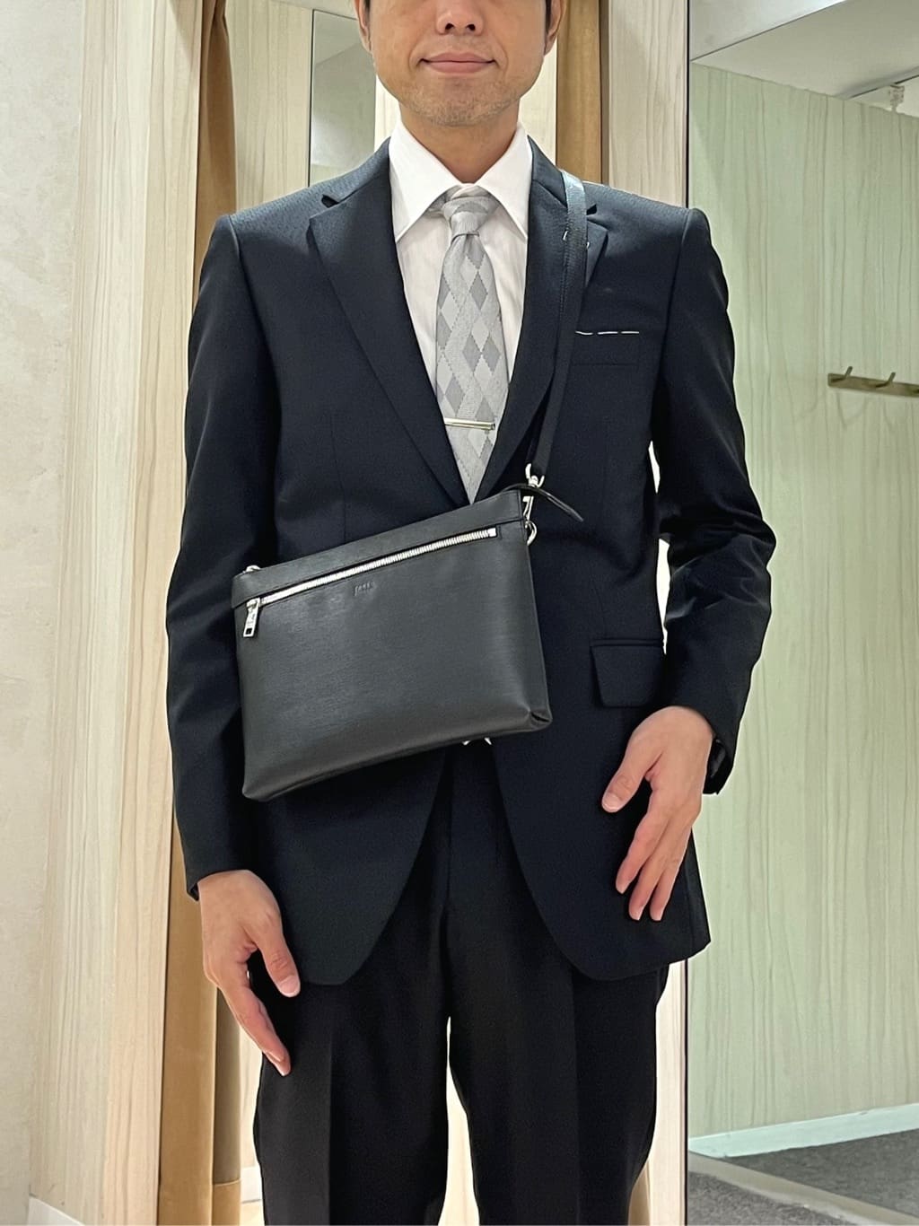URAさんの「TAKEO KIKUCHI｜【Made in JAPAN】矢絣（やがすり）スーツ／スリーピース対応」を使ったコーディネート