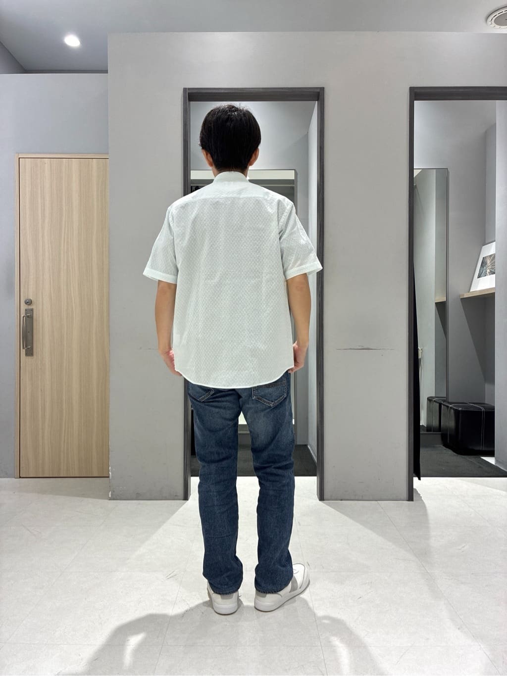 わいずみさんの「TAKEO KIKUCHI｜【抗菌防臭／5サイズ展開】ハイゲージポンチ Tシャツ」を使ったコーディネート