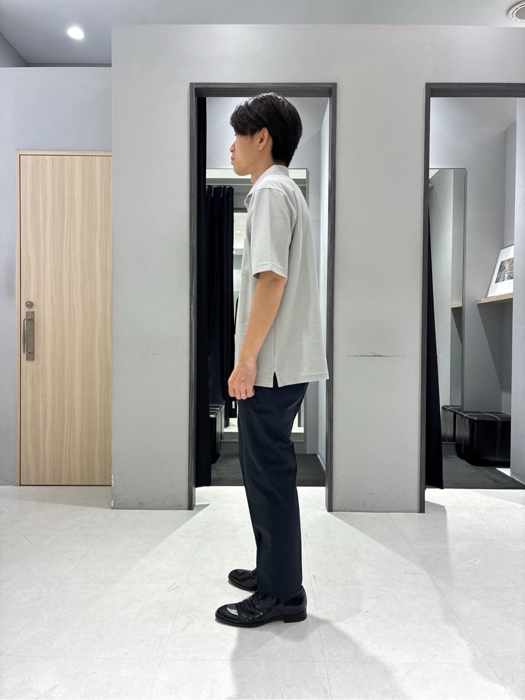 わいずみさんの「TAKEO KIKUCHI｜【抗菌防臭】COOL DOTS（R）ドビープリント ジャケット」を使ったコーディネート
