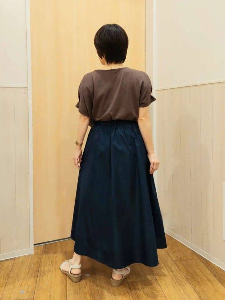Kさんの「SHOO･LA･RUE｜【S-LL/UV/プチプラ】お袖タックで好印象 デザインTシャツ」を使ったコーディネート