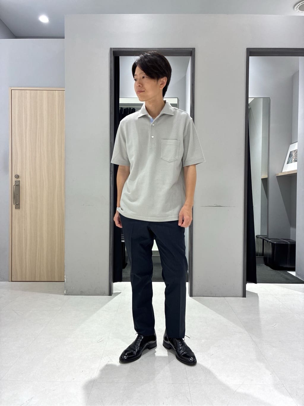 わいずみさんの「TAKEO KIKUCHI｜【抗菌防臭】COOL DOTS（R）ドビープリント ジャケット」を使ったコーディネート