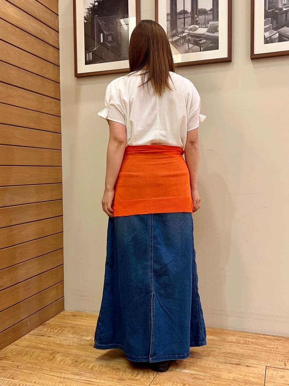 ゆっきーさんの「SHOO･LA･RUE｜【S-LL/UV/プチプラ】お袖タックで好印象 デザインTシャツ」を使ったコーディネート