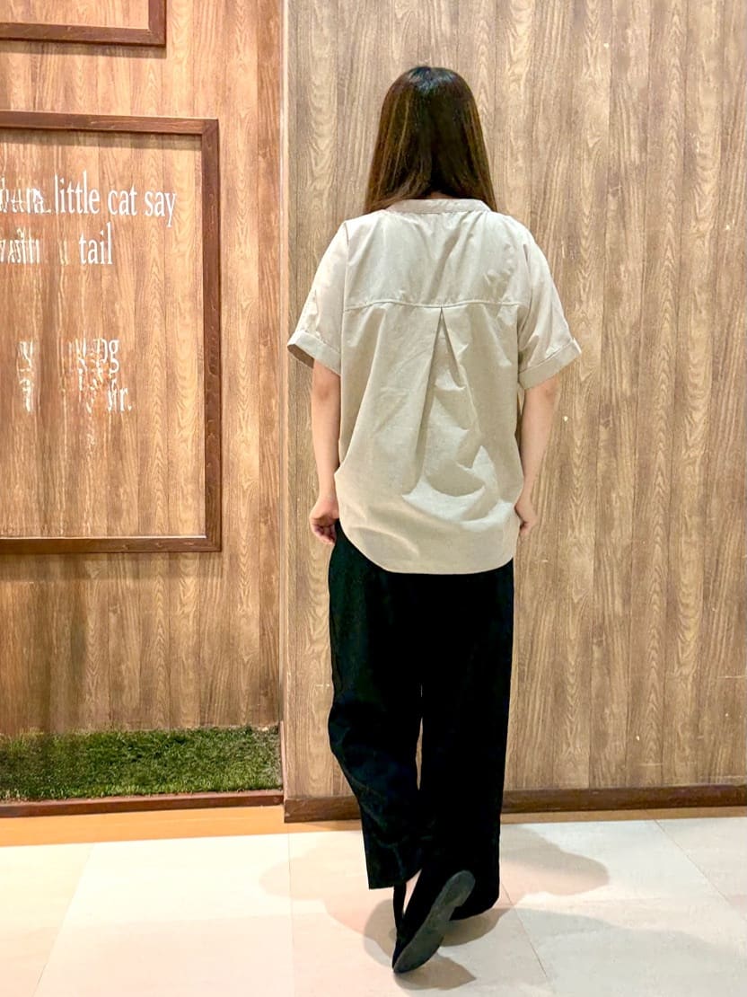 znまるさんの「SHOO･LA･RUE｜【着丈選べる】触れる度ひんやり ゆるきれい イージーワイドパンツ」を使ったコーディネート