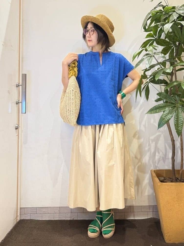 misakiさんの「SHOO･LA･RUE｜【洗える/S-LL/撥水】タックギャザー フレアスカート」を使ったコーディネート