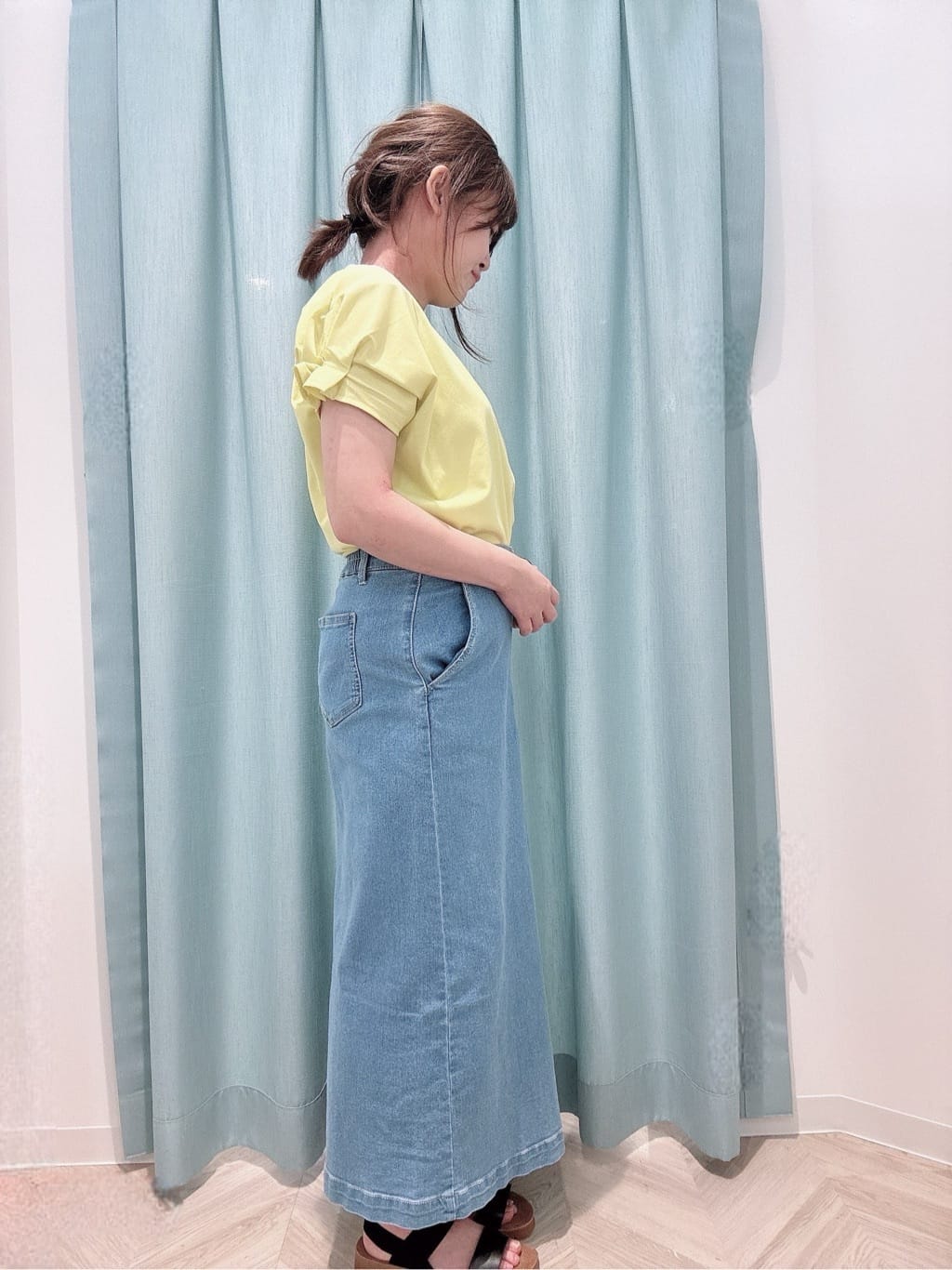chn2さんの「SHOO･LA･RUE｜【S-LL/UV/プチプラ】お袖タックで好印象 デザインTシャツ」を使ったコーディネート
