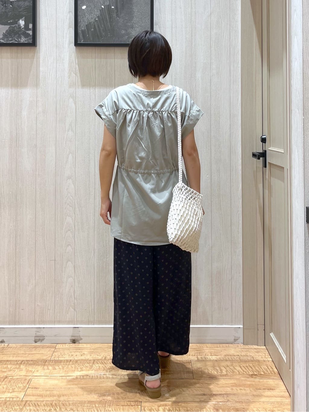 shirayuuuさんの「SHOO･LA･RUE｜【S-LL】シルエットが変えられる ウエストリボンブラウス」を使ったコーディネート