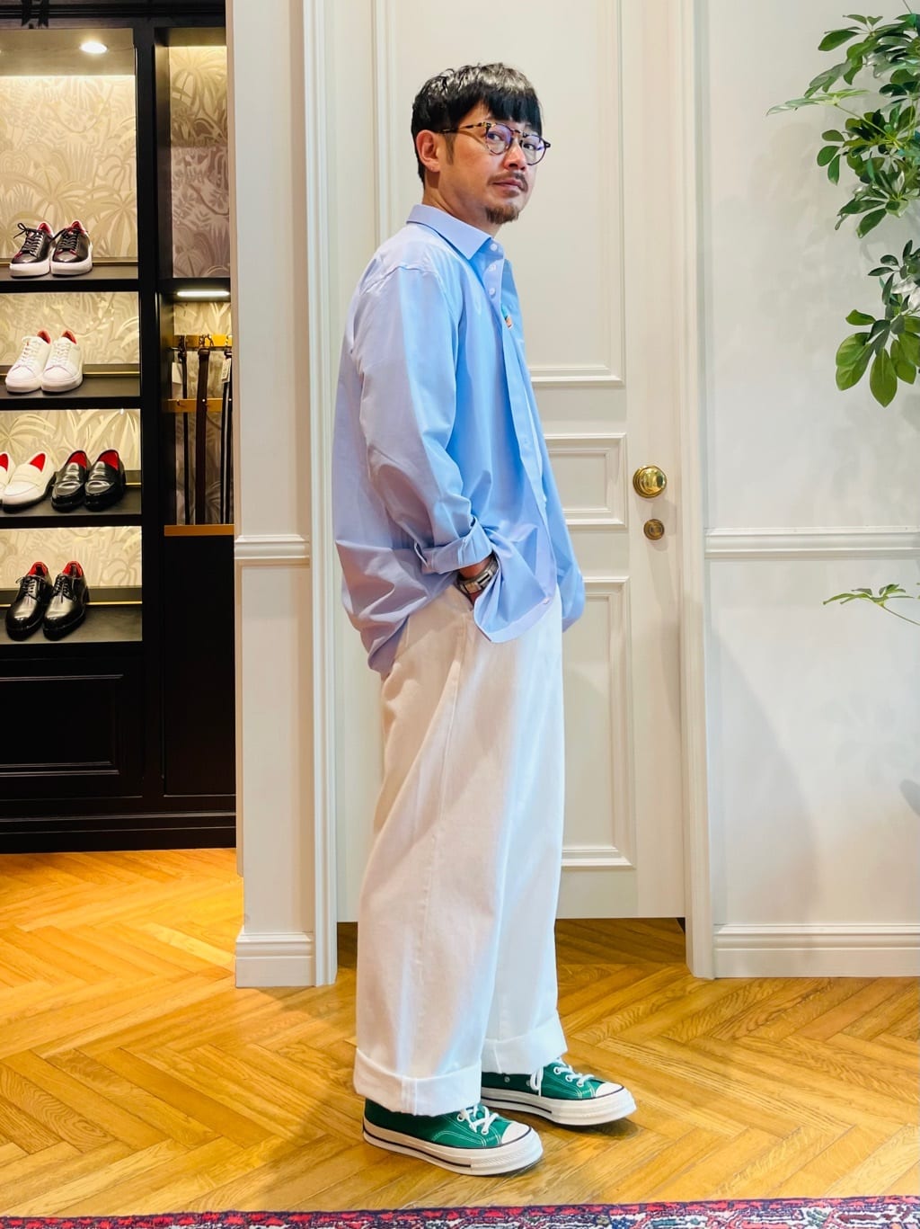 鶴田大士さんの「DRESSTERIOR｜◆46Gジャージー リラックスシャツ」を使ったコーディネート
