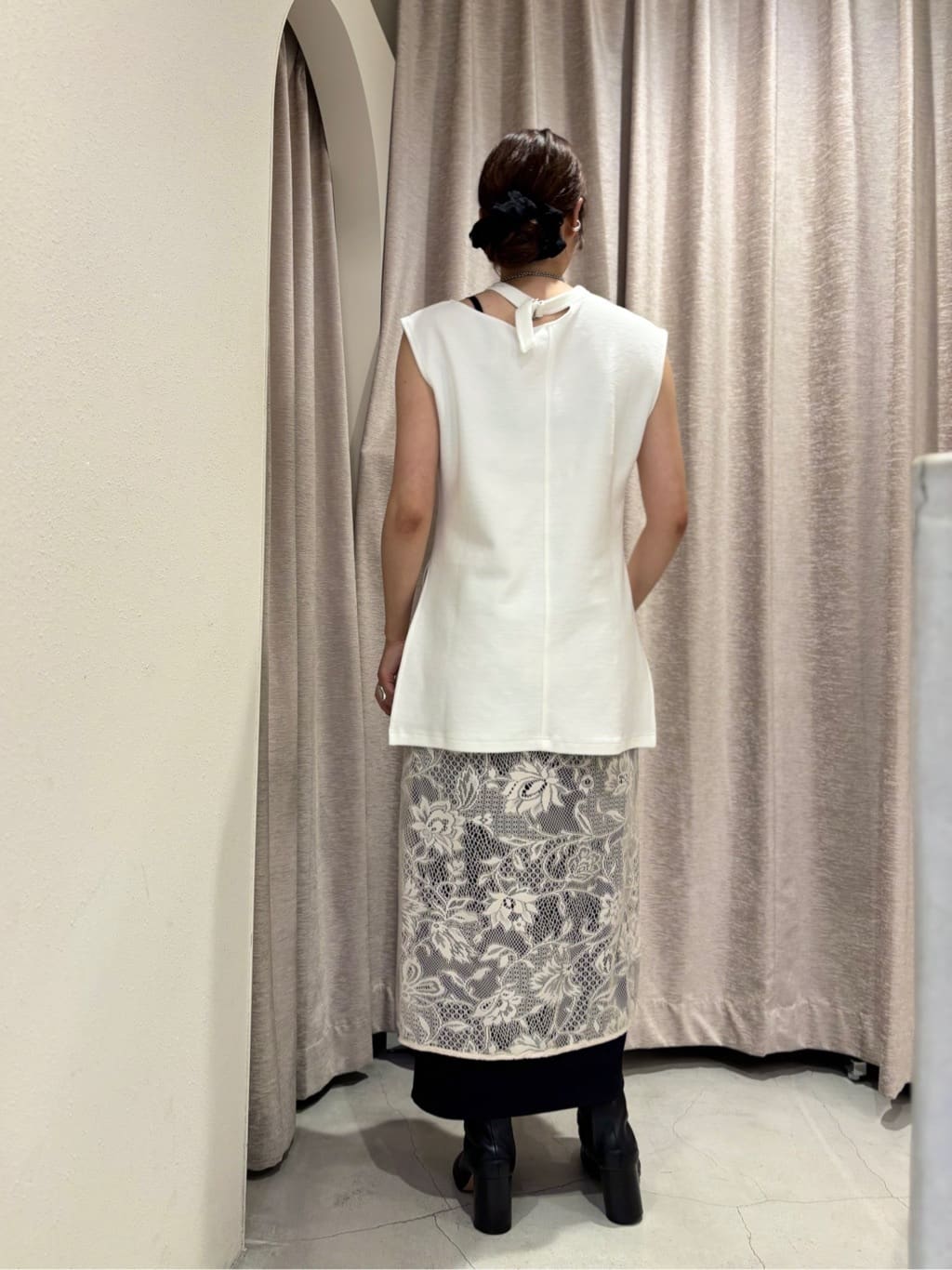 iwamiさんの「CODE A｜pile cutout tee」を使ったコーディネート