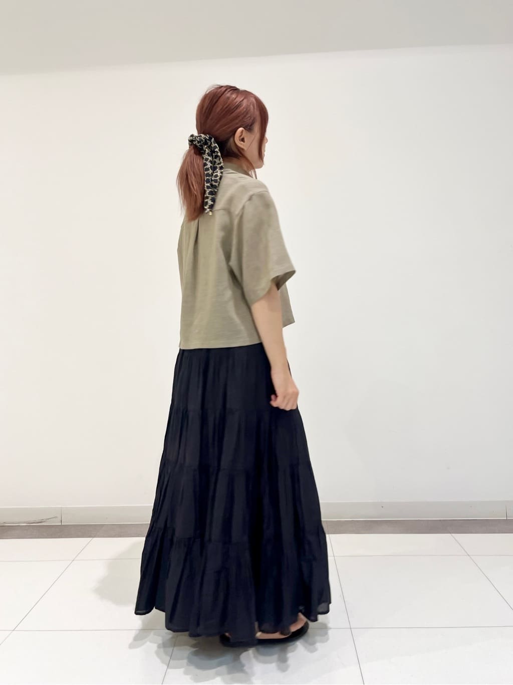 Reecoさんの「DRESSTERIOR｜◆洗える/コットンボイルティアードスカート」を使ったコーディネート