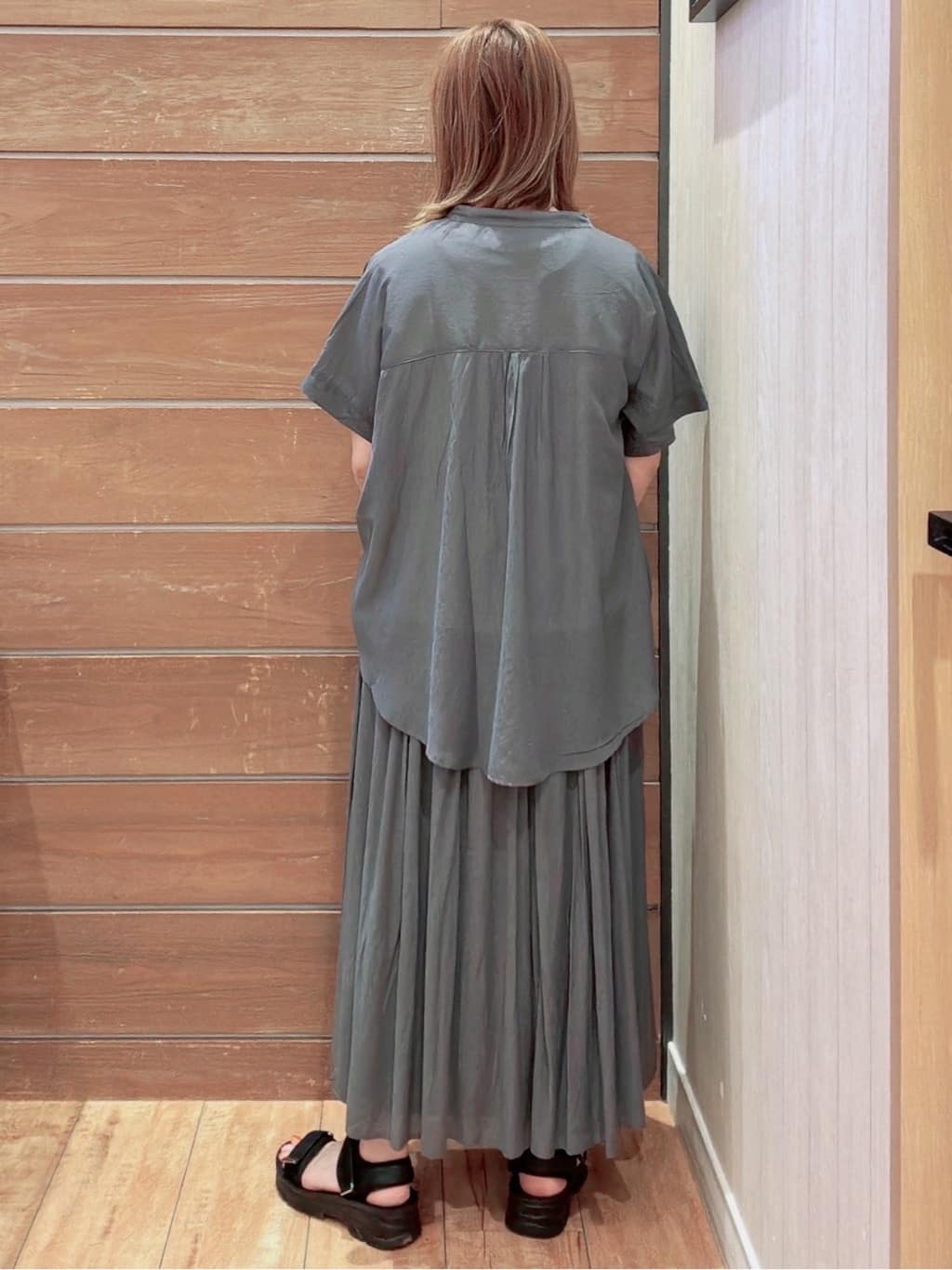 なみぞうさんの「SHOO･LA･RUE｜◆【高レビュー】スポーティで上品 大人のためのテープスポサン」を使ったコーディネート