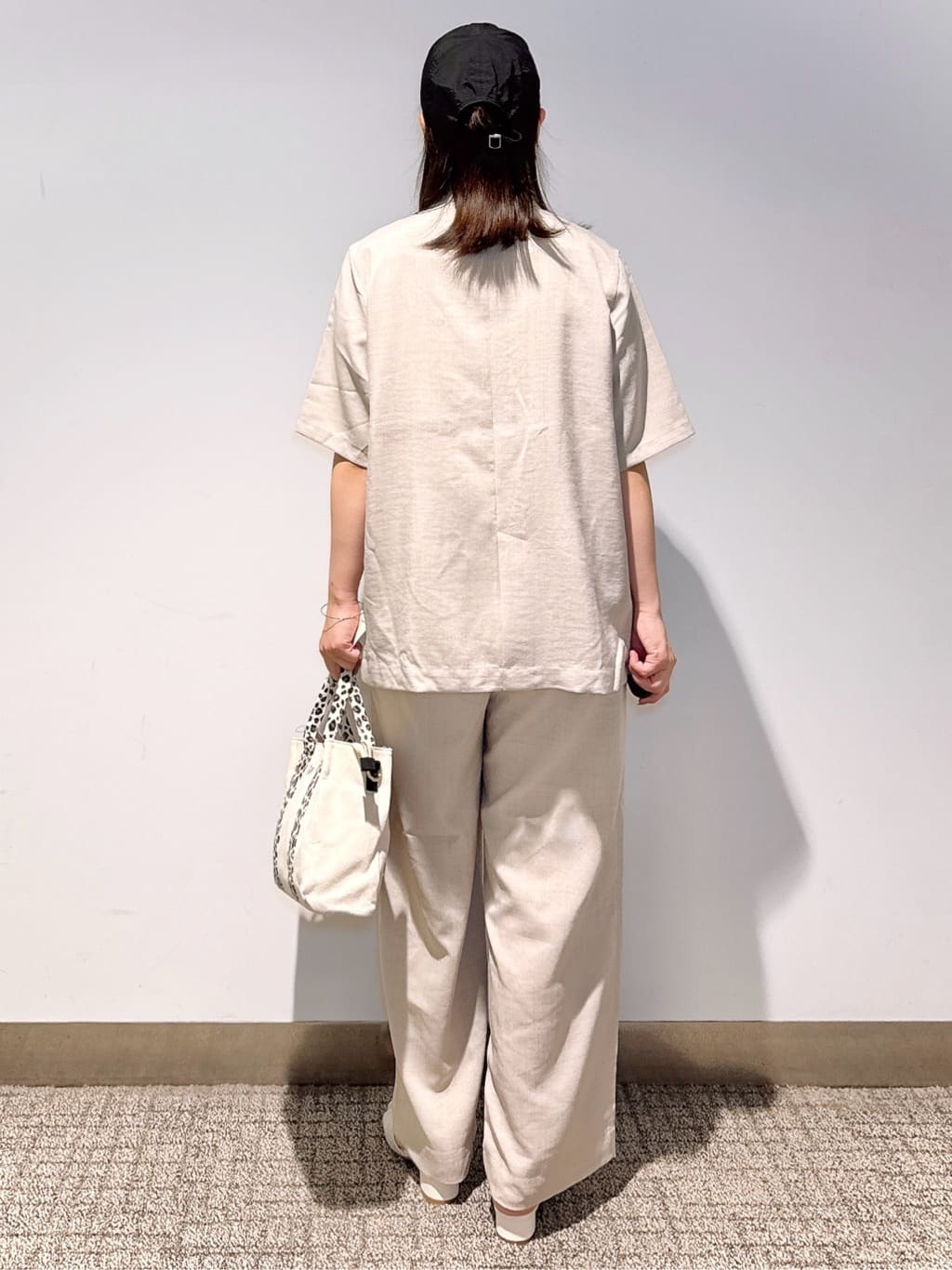 みーさんの「grove｜軽やかに羽織れて、きちんと見え ハーフスリーブテーラードジャケット」を使ったコーディネート