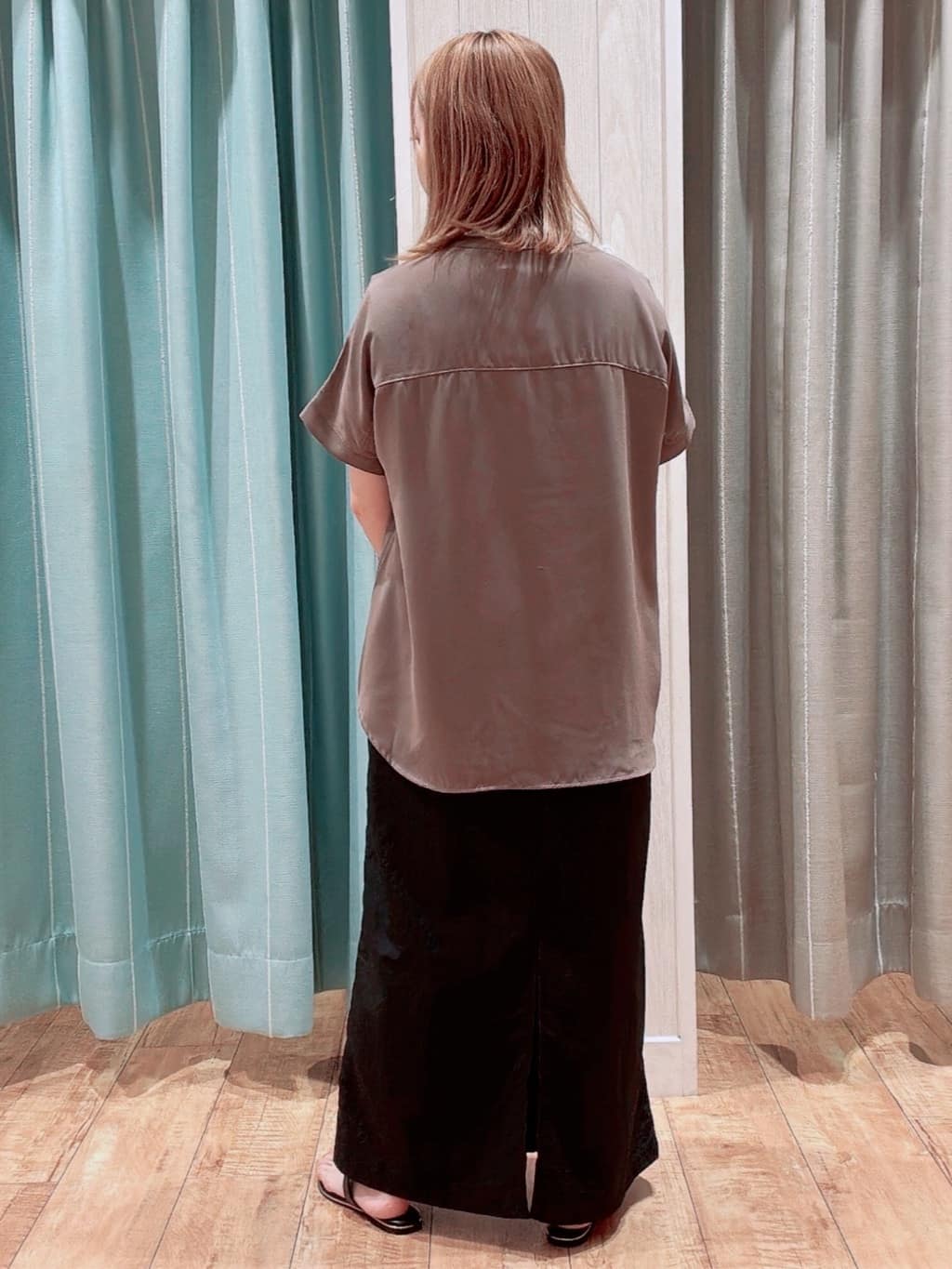 なみぞうさんの「SHOO･LA･RUE｜【洗える/プチプラ】大人の抜け感をプラスする バンドカラーシャツ」を使ったコーディネート