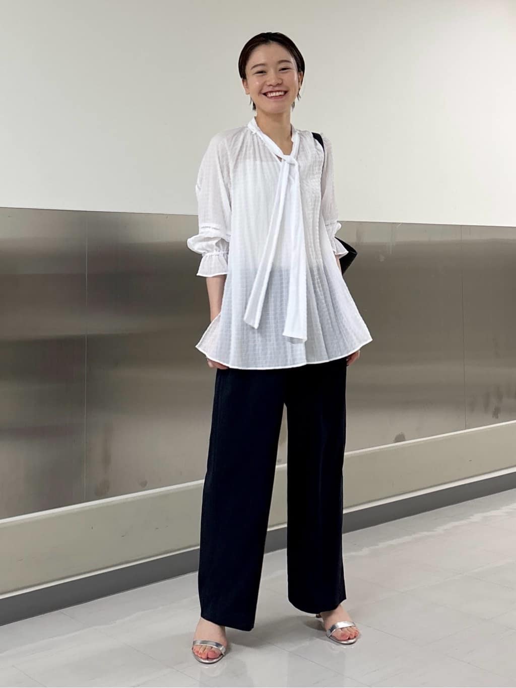 kanaeさんの「INDIVI｜【洗える／シアーストライプ柄】着流しジャージカーディガン」を使ったコーディネート