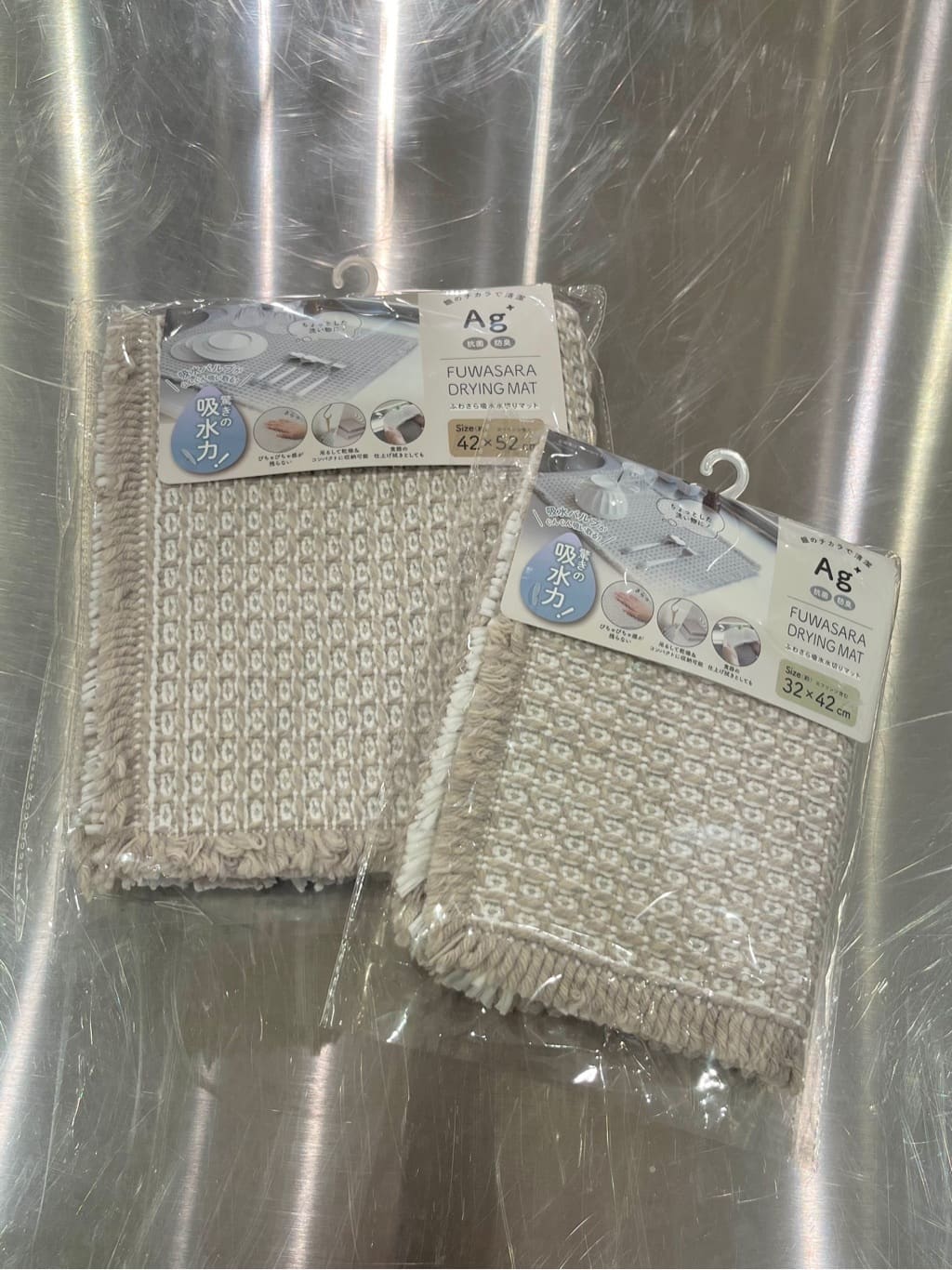 えびさんの「212 KITCHEN STORE｜ふわさら吸水水切りマットＭ 42&times;52cm GY」を使ったコーディネート