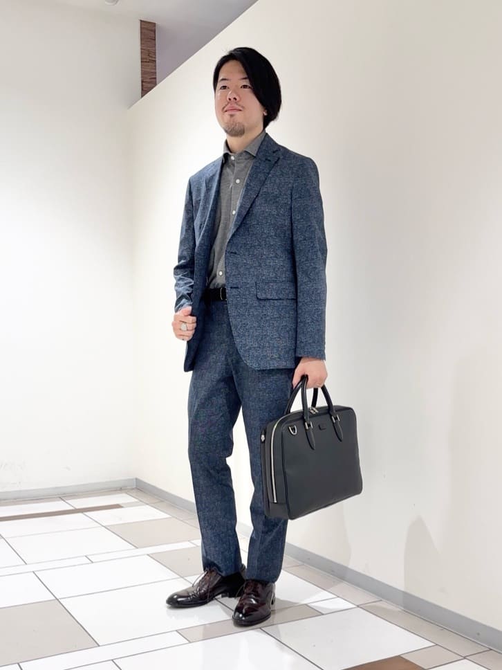 及川さんの「TAKEO KIKUCHI｜【抗菌防臭】COOL DOTS（R）ドビープリント ジャケット」を使ったコーディネート