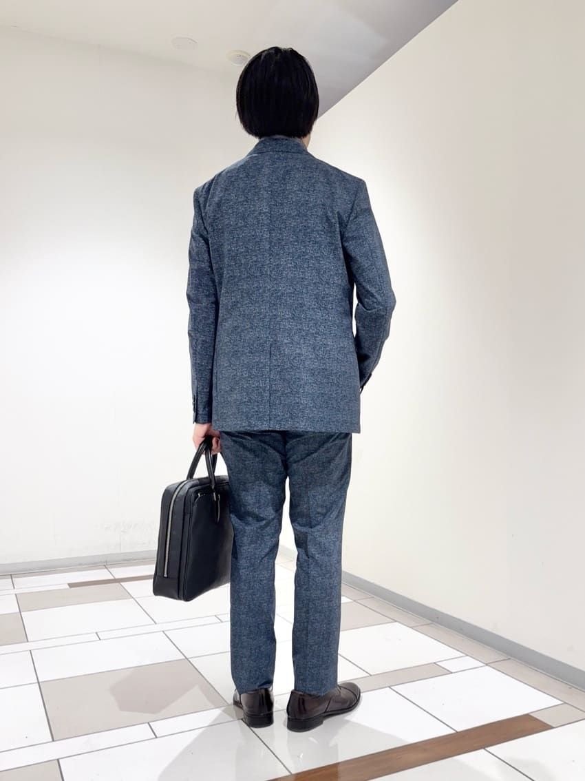 及川さんの「TAKEO KIKUCHI｜【抗菌防臭】COOL DOTS（R）ドビープリント ジャケット」を使ったコーディネート