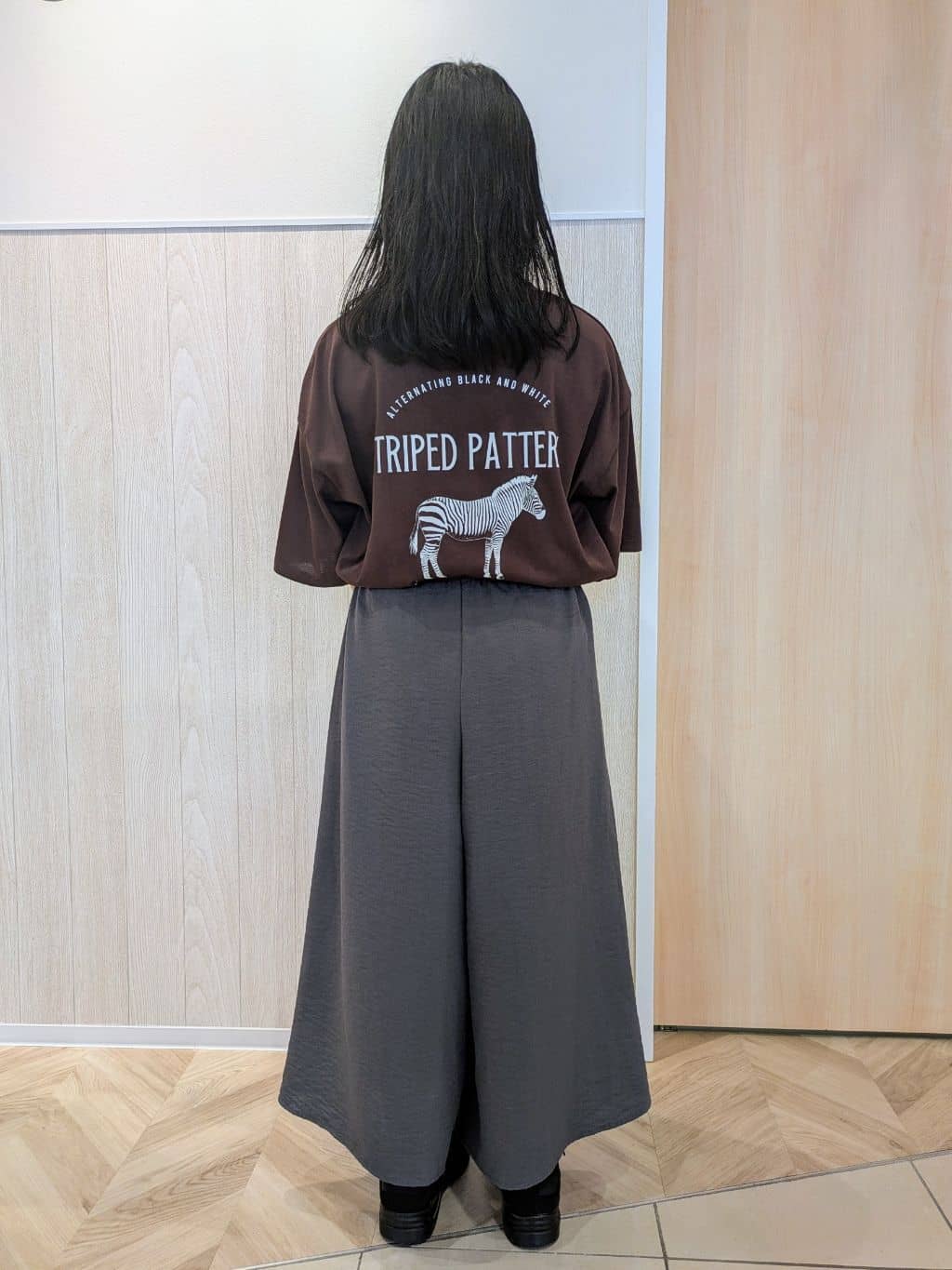 yuriさんの「SHOO･LA･RUE｜【ひんやり/汗ジミ軽減/UVカット】プリントアソート BIG Tシャツ」を使ったコーディネート