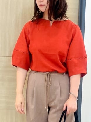 YOさんの「grove｜ロープベルトで差がつく 洗練リラックスパンツ」を使ったコーディネート