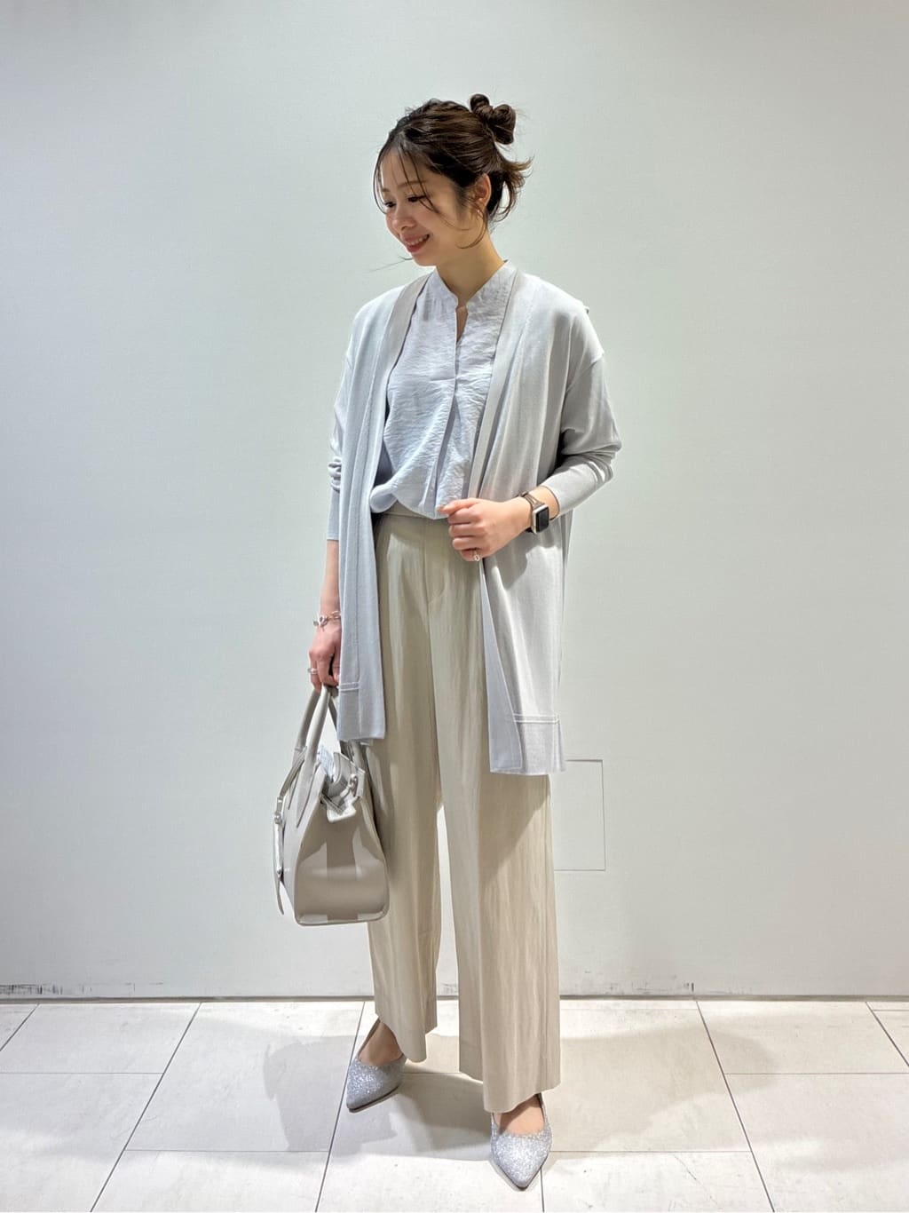 KAOさんの「INDIVI｜◆【合皮／マルチWAY／サブバッグ付】ミニショルダーバッグ」を使ったコーディネート