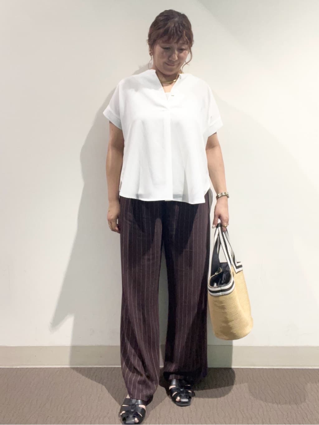 のん.Yさんの「OPAQUE.CLIP｜《7色展開／SS-LLサイズ》ストレッチスキッパーブラウス／セットアップ対応【洗濯機洗い可／防シワ】」を使ったコーディネート