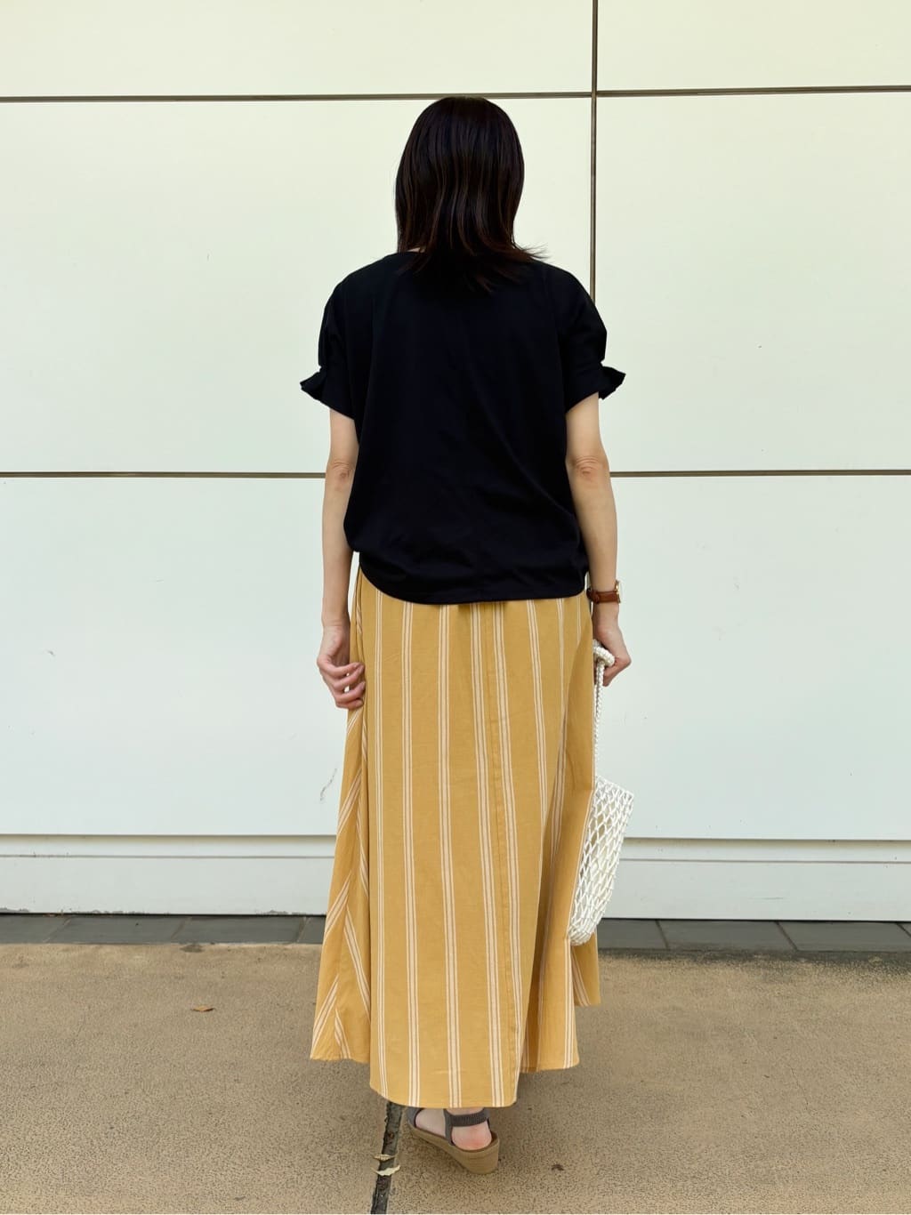 まいさんの「SHOO･LA･RUE｜【S-LL/UV/プチプラ】お袖タックで好印象 デザインTシャツ」を使ったコーディネート