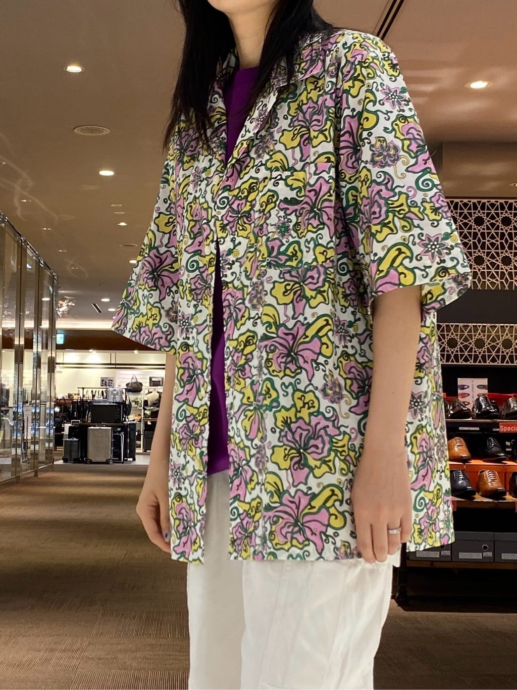 RICOさんの「TAKEO KIKUCHI｜【抗菌防臭／5サイズ展開】ハイゲージポンチ Tシャツ」を使ったコーディネート