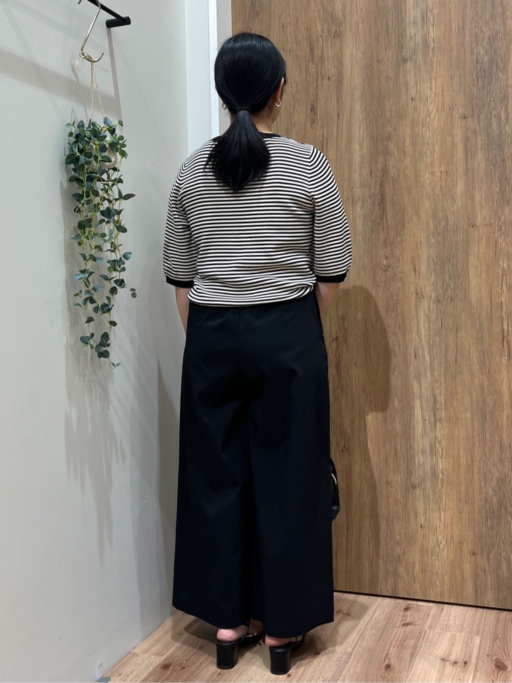 Reinaさんの「grove｜ひんやり多機能・やわらかドライタッチ五分袖プルオーバー」を使ったコーディネート