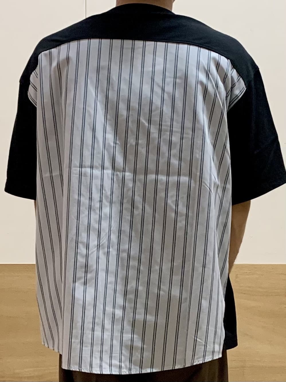 MATUさんの「THE SHOP TK｜エシカルブロード切替Tシャツ 洗濯機OK」を使ったコーディネート